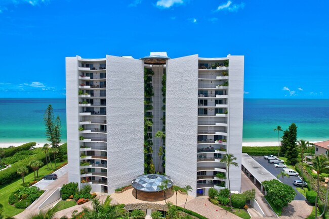 Building Photo - 3951 Gulf Shore Blvd N