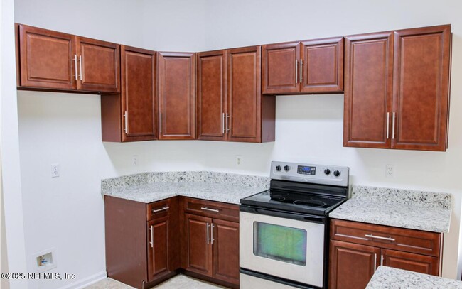 Building Photo - 15517 Turkoman Cir