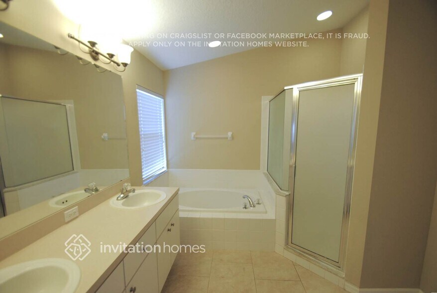 Building Photo - 1417 Bloomingdale Trails Boulevard