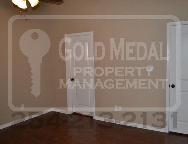 Building Photo - 1110 Grace Point Dr