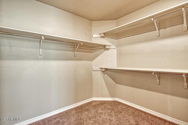 Building Photo - 14945 Tierra Haven Ave