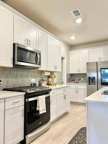 Building Photo - 802 McKenna Dr