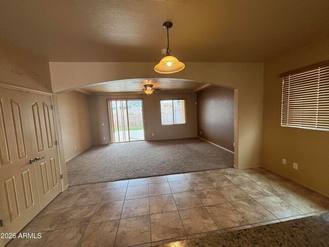 Building Photo - 5558 Wilder Dr