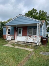 Building Photo - Updated, Two Bedroom home in Fairborn with...