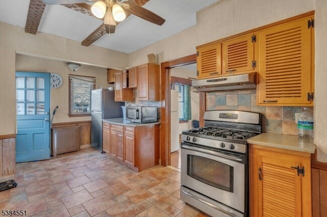 Building Photo - 256 Hamilton Ave