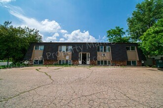 Building Photo - 1931 Ross Ct