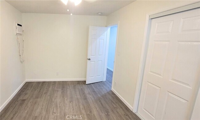 Building Photo - 1417 S Greenwood Ave