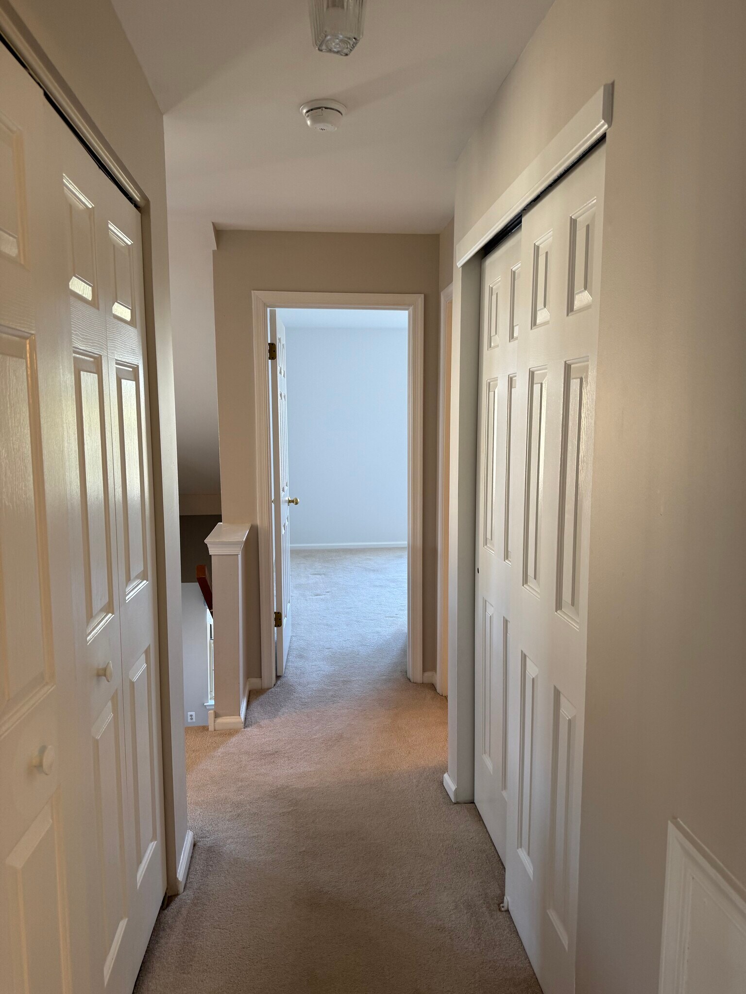 hallway towards secondary bedroom - 1808 Foxmeadow Cir