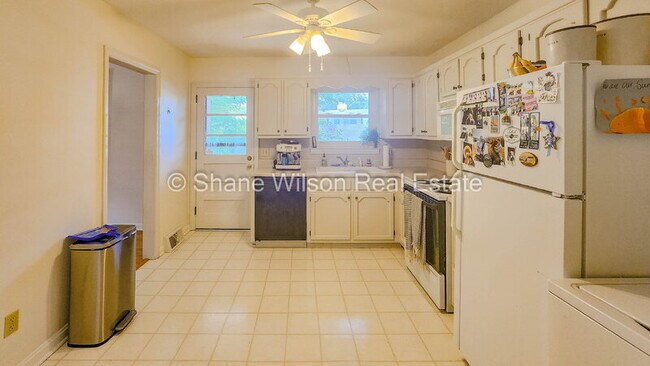 Building Photo - 916 Hardwick Cir