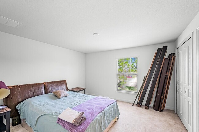 Building Photo - 10451 SW Academic Way