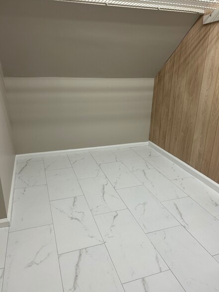 Building Photo - 1016 Old Valley Forge Rd