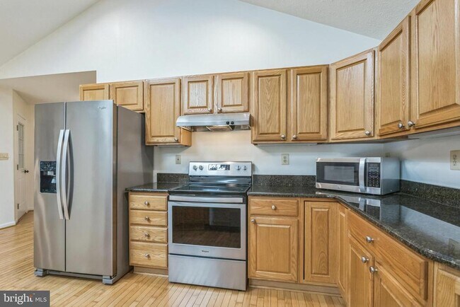 Building Photo - 14610 Balsam Ct