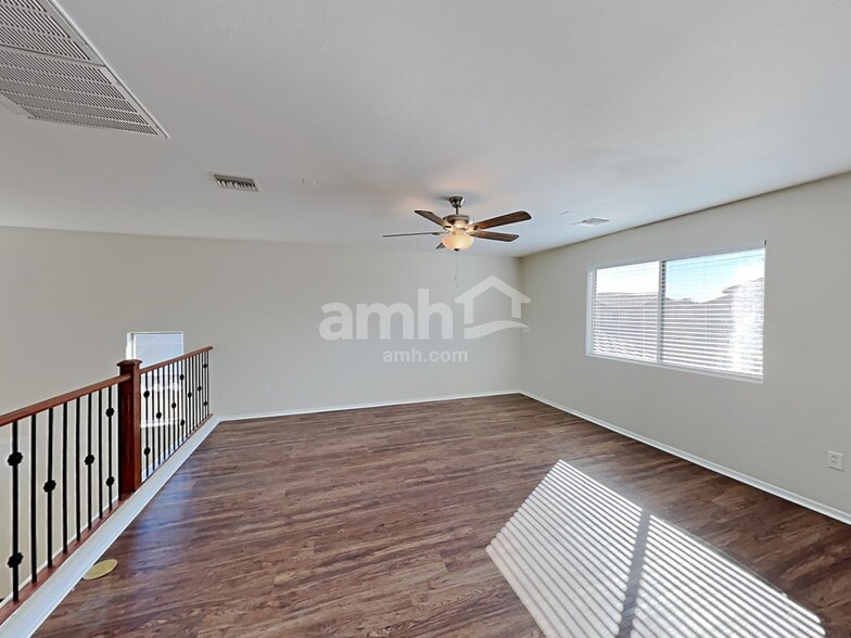 Building Photo - 7558 E Majestic Palm Ln