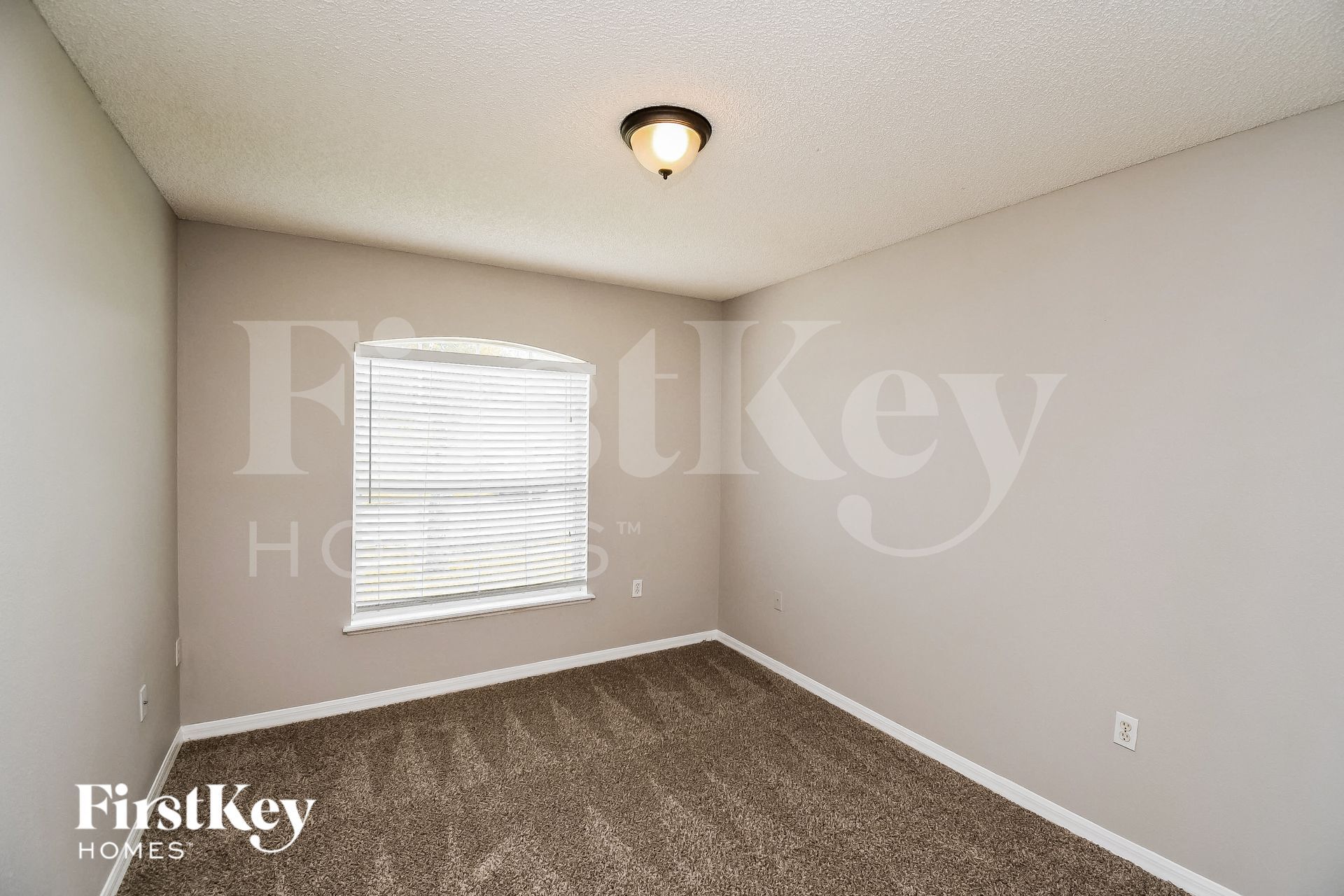 Building Photo - 6913 Playpark Trail