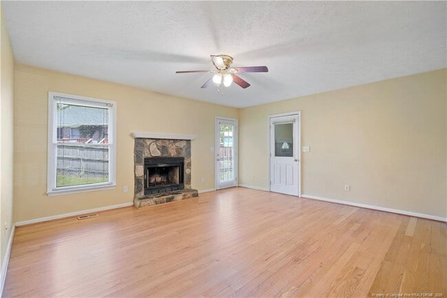 Building Photo - 6585 Applewhite Rd