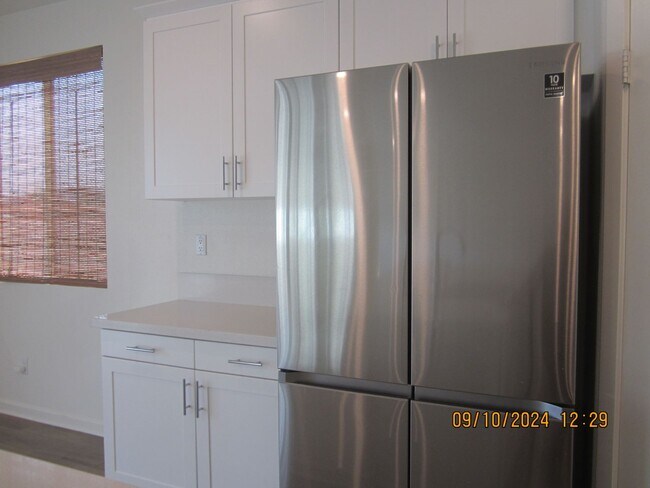 Building Photo - Luxury Townhome in Moreno Valley