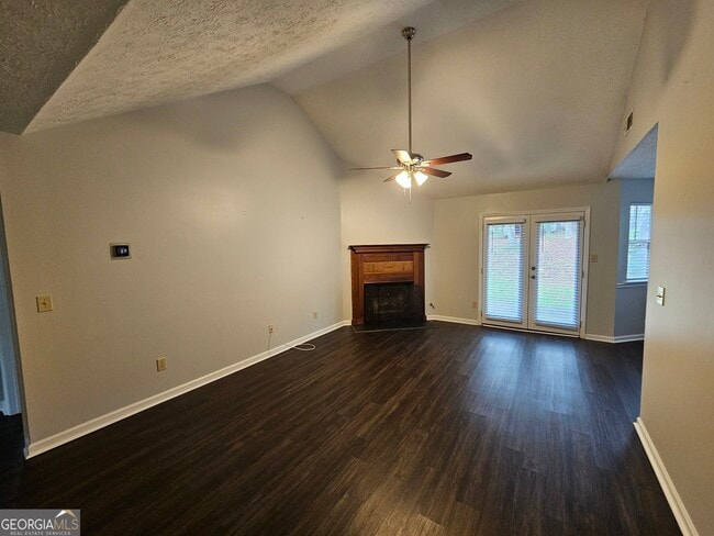 Building Photo - 40 Peachtree Way