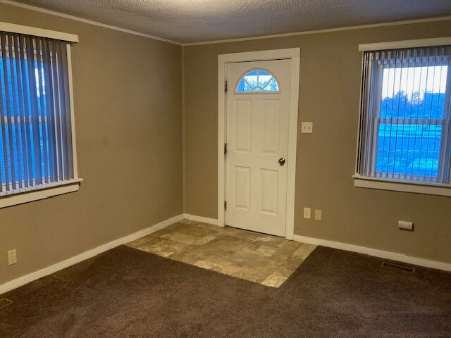 Building Photo - 2407 D Ave