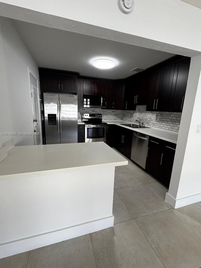 Building Photo - 5401 SW 77th Ct