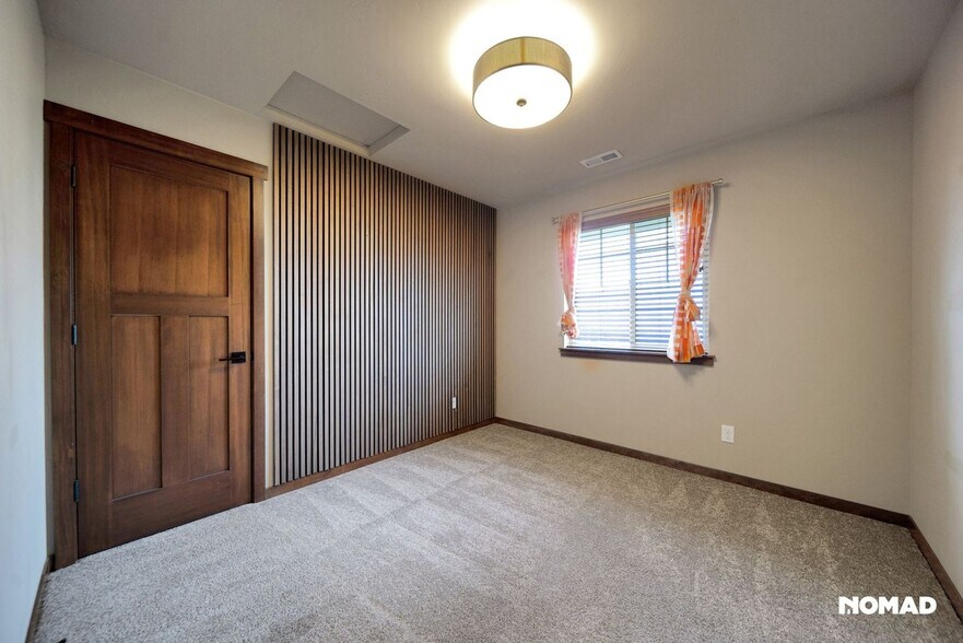 Building Photo - 4554 W Riverway Pl
