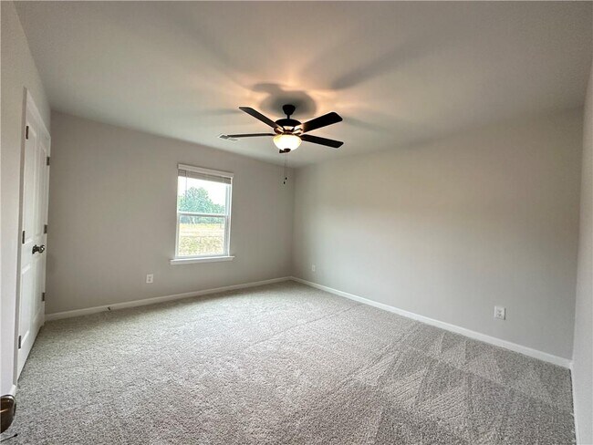 Building Photo - 1373 Maston Rd