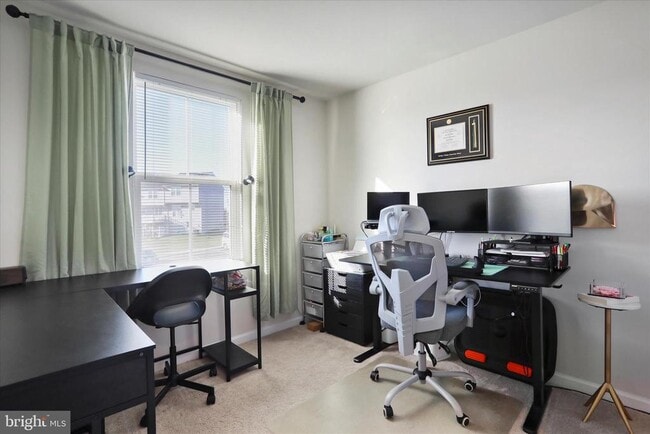 Building Photo - 206 Spring Pl