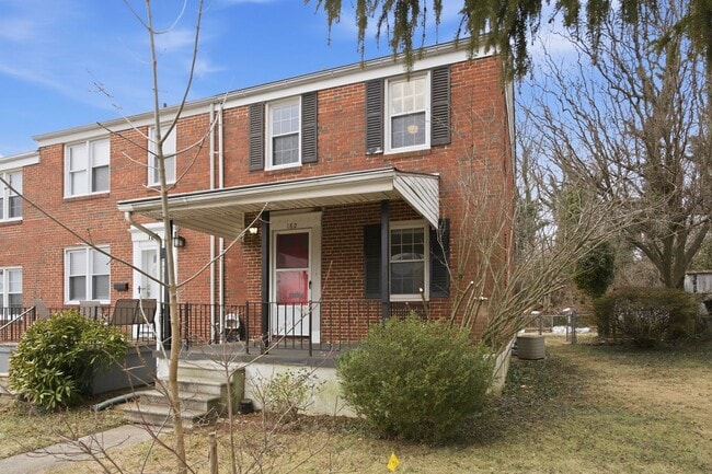 Building Photo - Newly Remodeled 3BR Semi-Detached in Catonsville | Refinished Oak Floors | Updated Kitchen + Bath...
