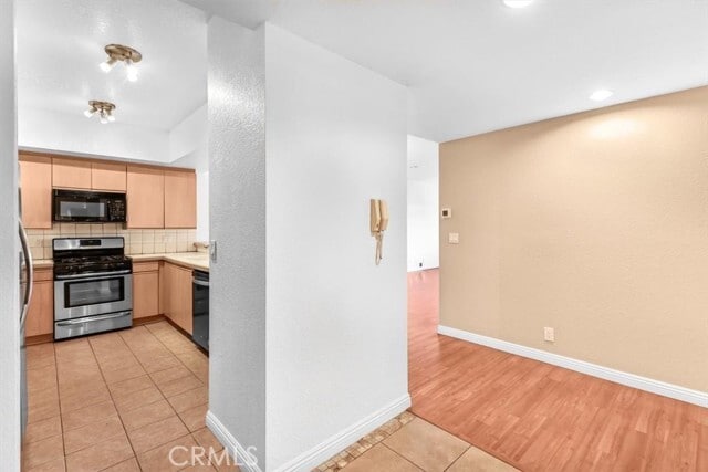 Building Photo - 10650 Kinnard Ave