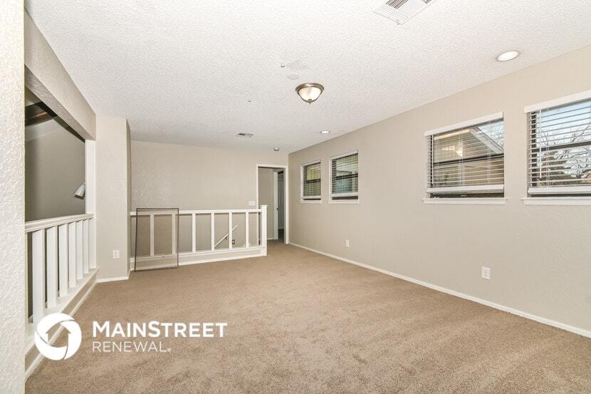 Building Photo - 6204 Lansbrook Ct