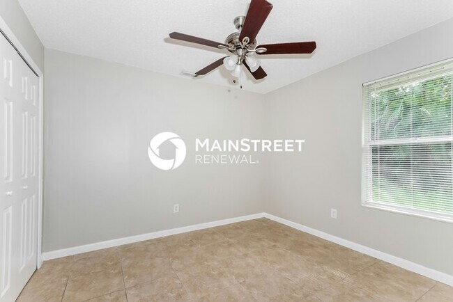 Building Photo - 3 Bedroom Pet-Friendly Home in Loxahatchee...