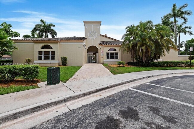 Building Photo - 15376 14th Manor