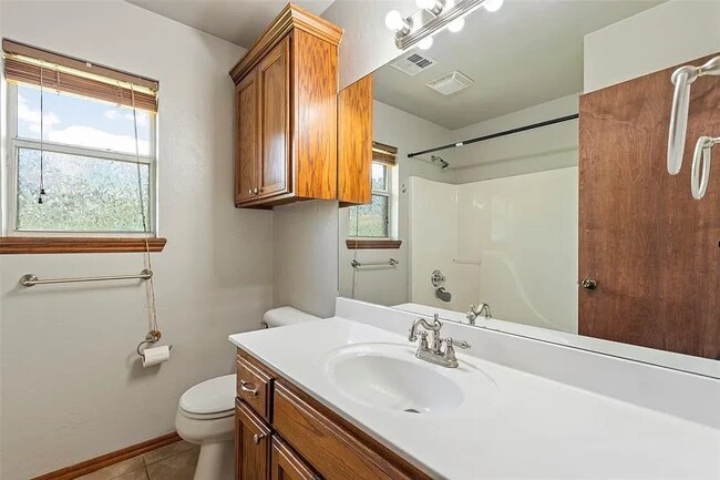 Building Photo - 11644 Country Vw