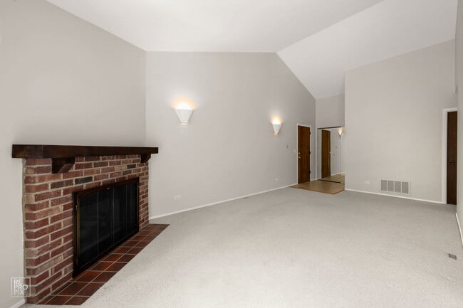 Building Photo - 1168 Auburn Ln