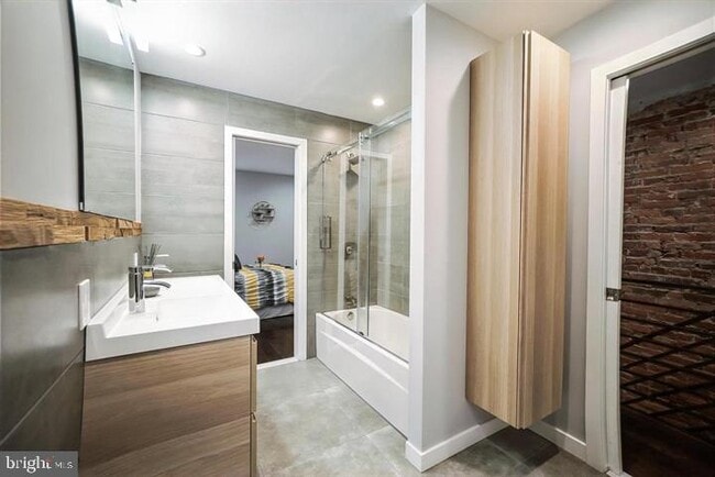 Building Photo - 1539 S Ringgold St