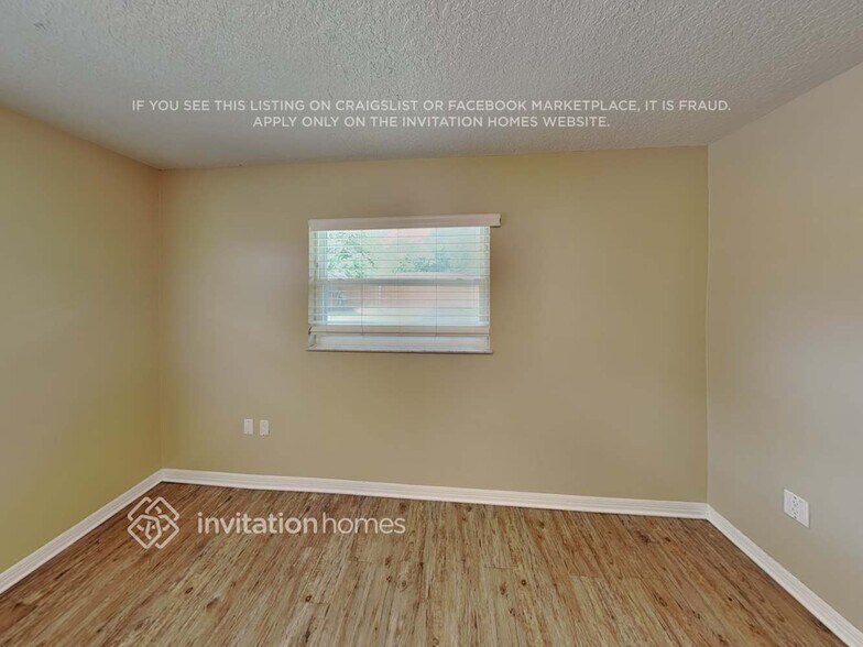Building Photo - 8140 Caraway Dr