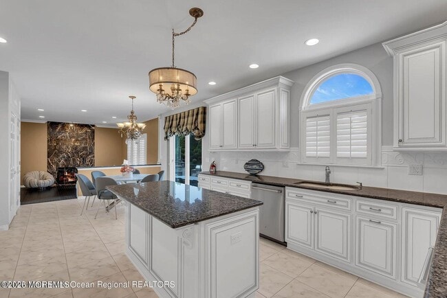 Building Photo - 7 MacKenzie Rd