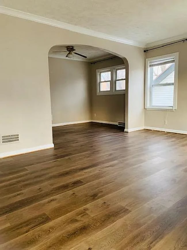 Building Photo - 3508 N 47th Ave