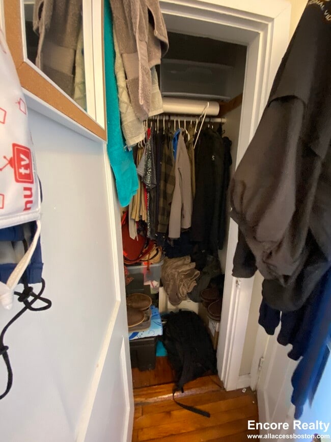 Building Photo - 38 Hemenway St