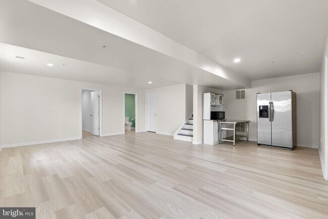 Building Photo - 310 Mackintosh Rd