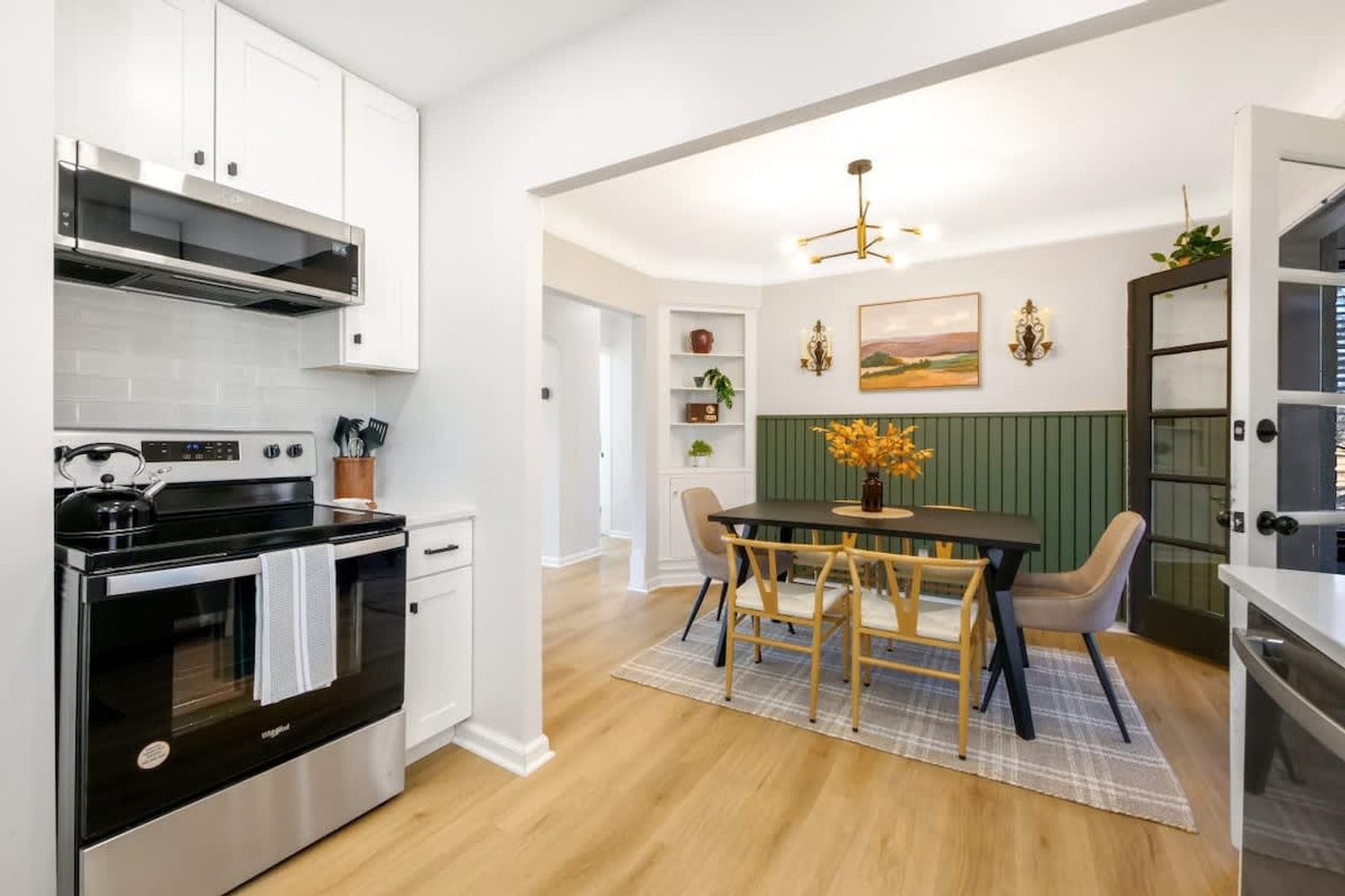 Building Photo - 6059 Maplecliff Dr