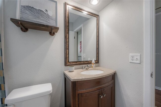 Building Photo - 2523 Lake Ellen Cir