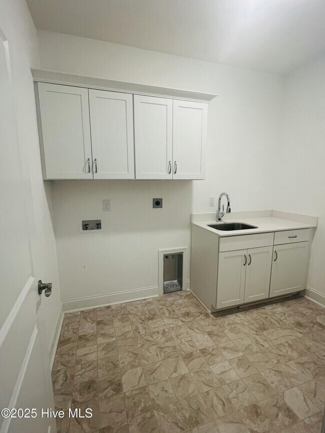 Building Photo - 3509 Awendaw Ct