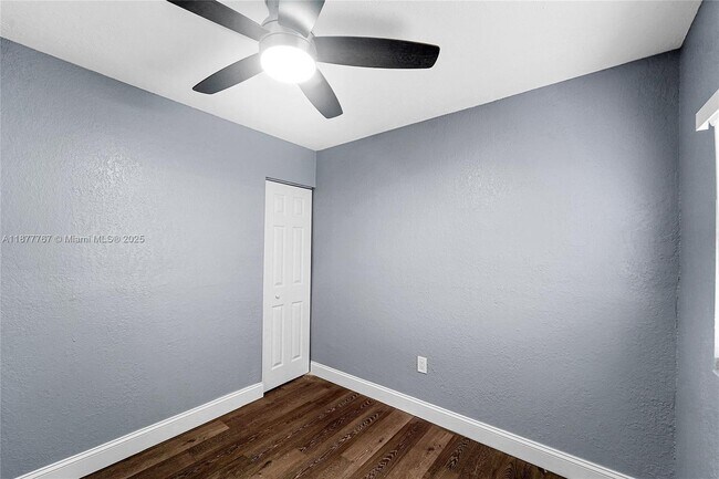 Building Photo - 2360 NW 6th Ct