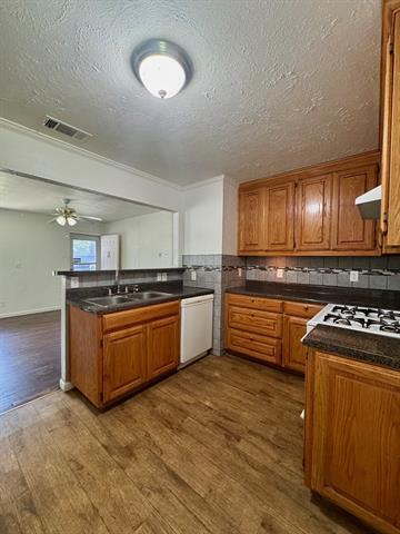 Building Photo - 2132 Potter Ln