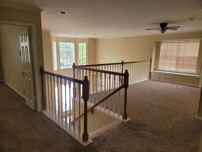 Building Photo - 2122 Chittim Pass Dr