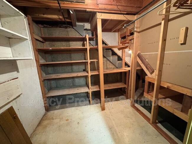 Building Photo - 2106 Assumption Dr