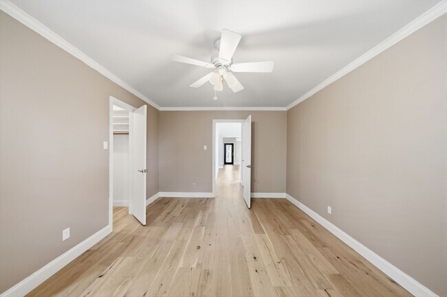 Building Photo - 14110 Barryknoll Ln