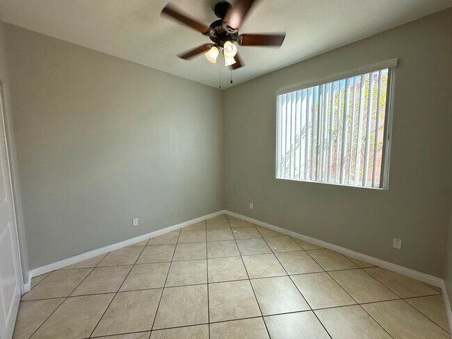 Building Photo - 47510 Stetson Ct