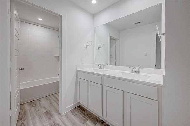 Building Photo - 13420 Sombrero Cay Dr