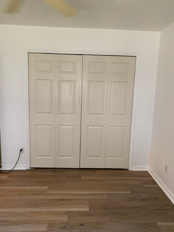 Building Photo - 5250 Chiquita Blvd S